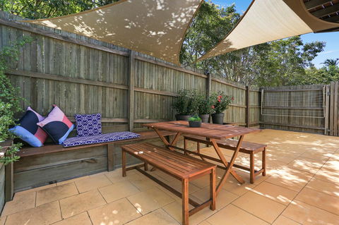 Sunrise Haven - Mackay Tourism 9