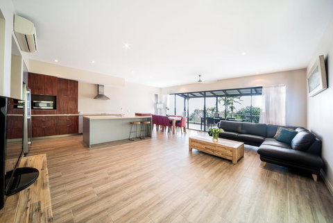 Whitsunday Reflections - Mackay Tourism 10