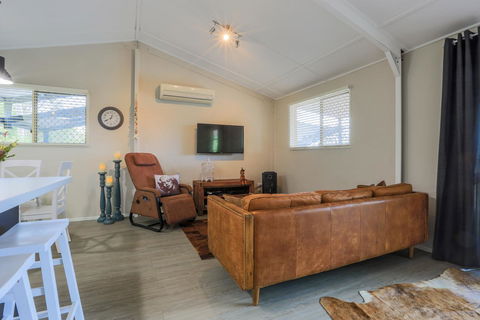 Bed & Breakfast 1 Bedroom Guest House - Mackay Tourism 25