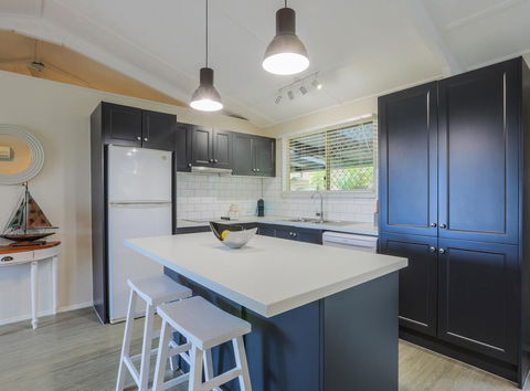 Bed & Breakfast 1 Bedroom Guest House - Mackay Tourism 15