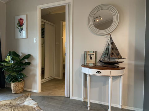 Bed & Breakfast 1 Bedroom Guest House - Mackay Tourism 8