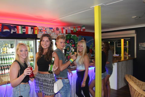 Backpackers In Paradise 18-35 Hostel - Mackay Tourism 30