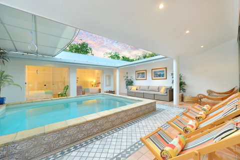 [ ANDY'S BEACH HOUSE ] - Mackay Tourism 0