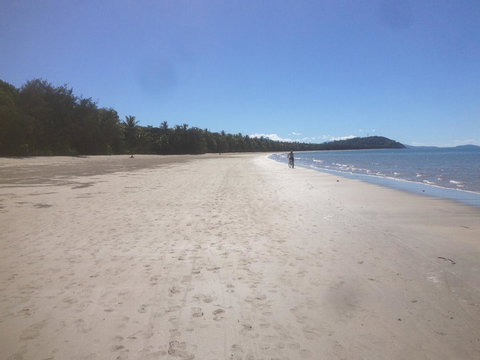 [ ANDY'S BEACH HOUSE ] - Mackay Tourism 2