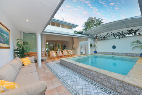 [ ANDY'S BEACH HOUSE ] - Mackay Tourism 17