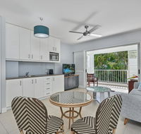 Couples private spa beach getaway - Mackay Tourism