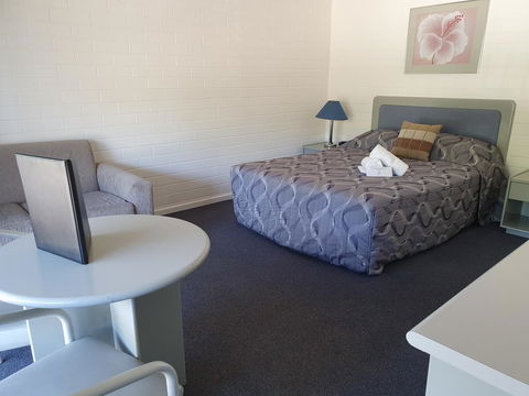 Dalby Manor Motor Inn - Mackay Tourism 2