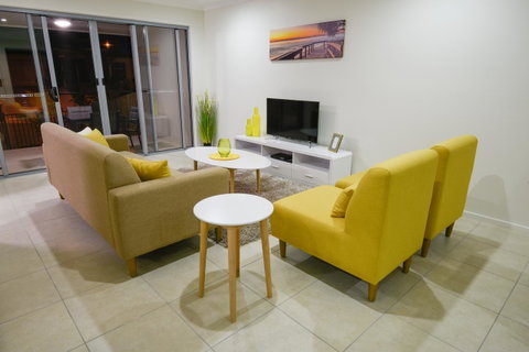 Direct Collective - Breeze On Brightwater - Mackay Tourism 1