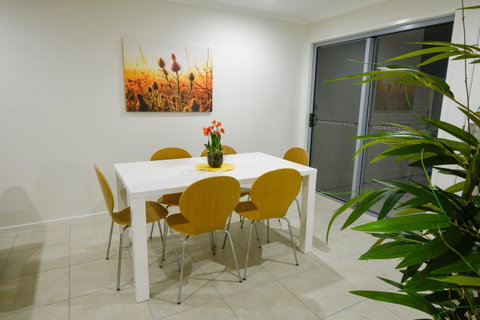Direct Collective - Breeze On Brightwater - Mackay Tourism 21
