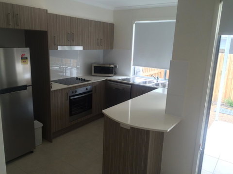 Direct Collective - Breeze On Brightwater - Mackay Tourism 29