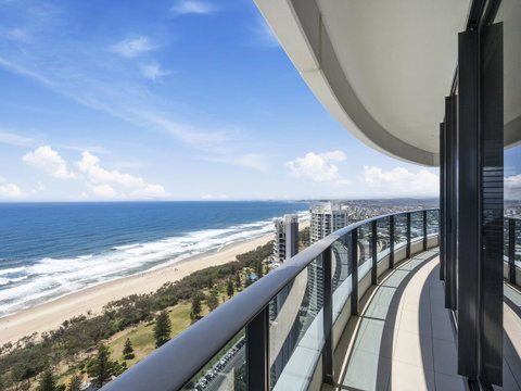 Oracle Resort Broadbeach - Gclr - Mackay Tourism 18