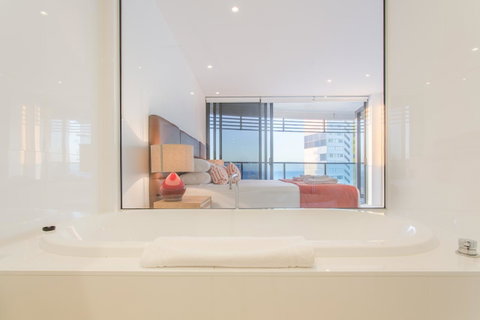 Oracle Resort Broadbeach - Gclr - Mackay Tourism 11
