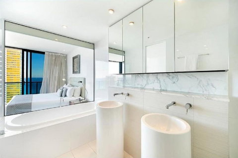 Oracle Resort Broadbeach - Gclr - Mackay Tourism 2