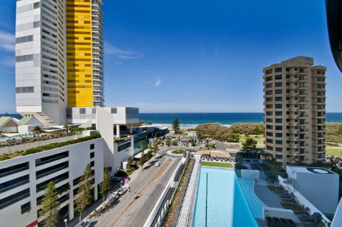 Oracle Resort Broadbeach - Gclr - Mackay Tourism 8