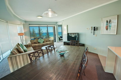 Reflections Tower Two - Mackay Tourism 20