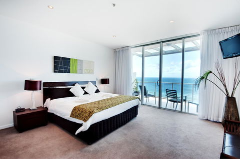 Reflections Tower Two - Mackay Tourism 30