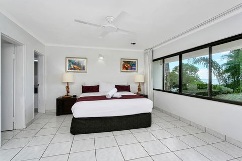 Roydon Beachfront Apartments - Mackay Tourism 2