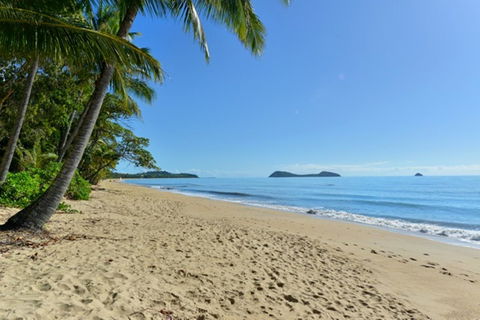 Argosy On The Beach - Mackay Tourism 5
