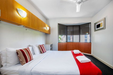 Tiki Hotel Apartments Surfers Paradise - Mackay Tourism 1