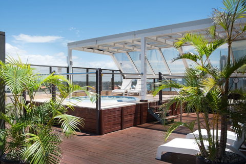 Tiki Hotel Apartments Surfers Paradise - Mackay Tourism 0