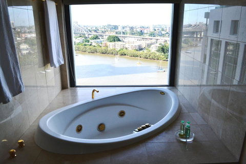 Stamford Plaza Brisbane - Mackay Tourism 41