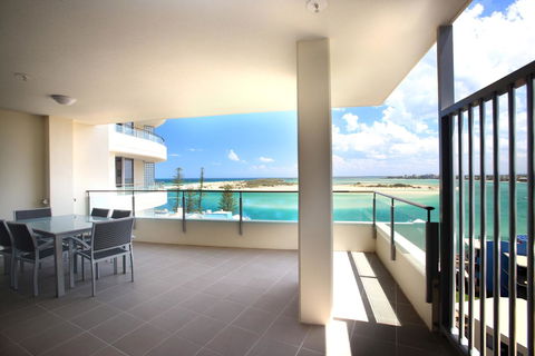 Monaco Caloundra - Mackay Tourism 20