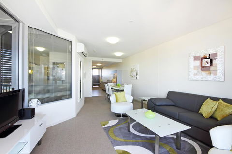 Monaco Caloundra - Mackay Tourism 29