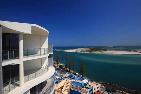 Monaco Caloundra - Mackay Tourism 18
