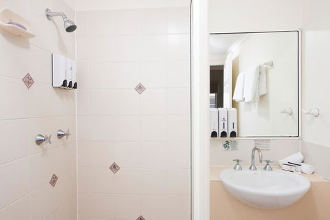Park Regis Anchorage - Mackay Tourism 9