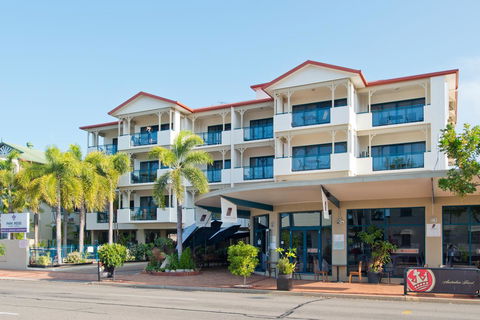 Park Regis Anchorage - Mackay Tourism 1