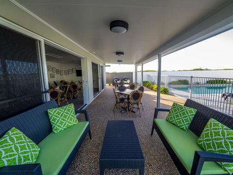 Mackay Oceanside Central Hotel Official - Mackay Tourism 32