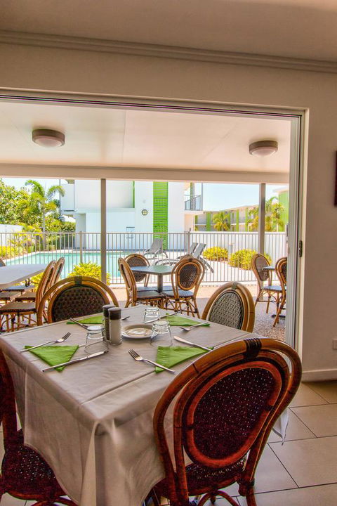 Mackay Oceanside Central Hotel Official - Mackay Tourism 6