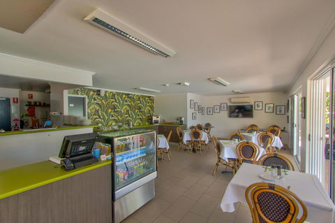 Mackay Oceanside Central Hotel Official - Mackay Tourism 14