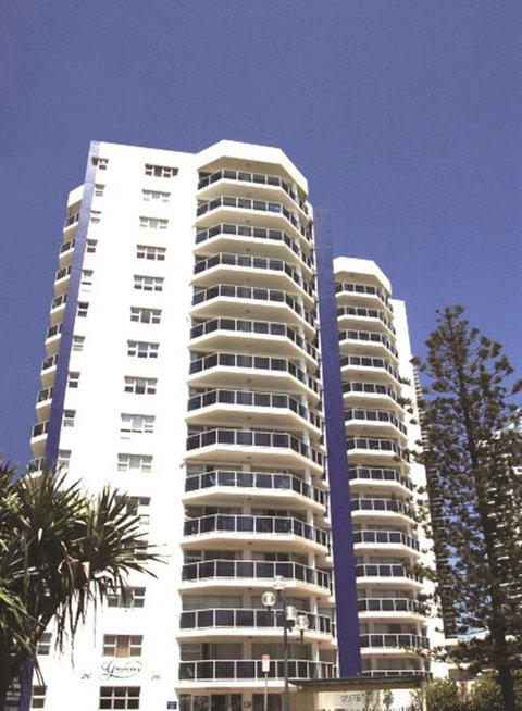 Grosvenor Beachfront Apartments Surfers Paradise - Mackay Tourism 1