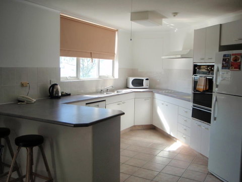Grosvenor Beachfront Apartments Surfers Paradise - Mackay Tourism 19