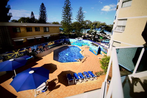 Grosvenor Beachfront Apartments Surfers Paradise - Mackay Tourism 33