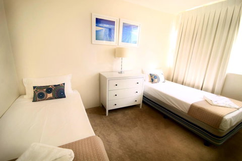 Grosvenor Beachfront Apartments Surfers Paradise - Mackay Tourism 35