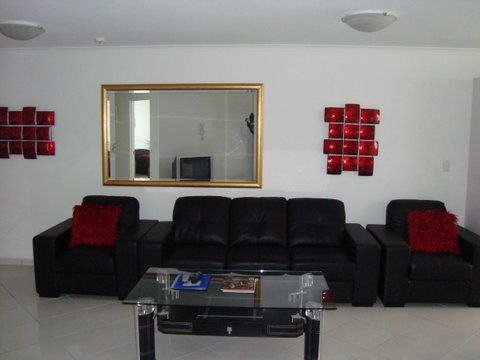 Grosvenor Beachfront Apartments Surfers Paradise - Mackay Tourism 27