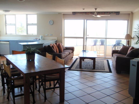 Grosvenor Beachfront Apartments Surfers Paradise - Mackay Tourism 22