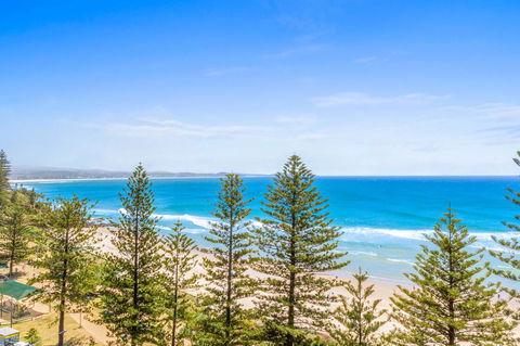 Columbia Beachfront Apartments On Rainbow Bay - Mackay Tourism 25