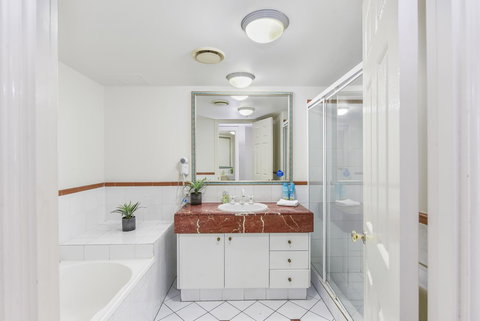 APR Private SUITES MOROC By The Beach - Mackay Tourism 28