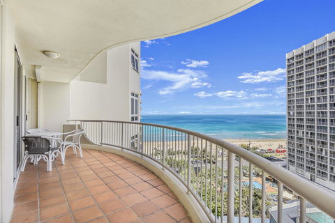 APR Private SUITES MOROC By The Beach - Mackay Tourism 14