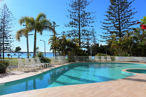 Crystal Bay On The Broadwater - Mackay Tourism 25
