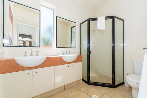 Hepburn Holiday Haven - Mackay Tourism 16