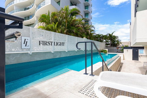 Sunset Retreat Mooloolaba - Mackay Tourism 34