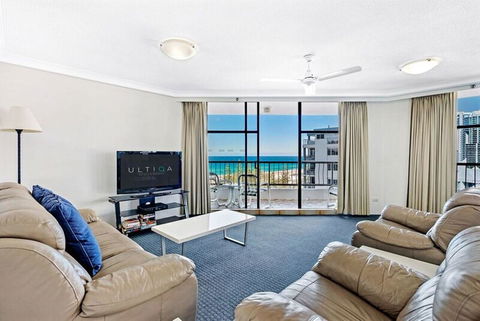 ULTIQA Beach Haven On Broadbeach - Mackay Tourism 20