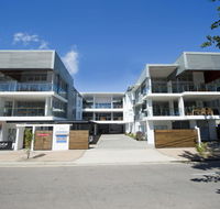 Maggies Beachfront Apt. 2 - Mackay Tourism