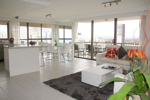 De Ville Apartments - Mackay Tourism 14