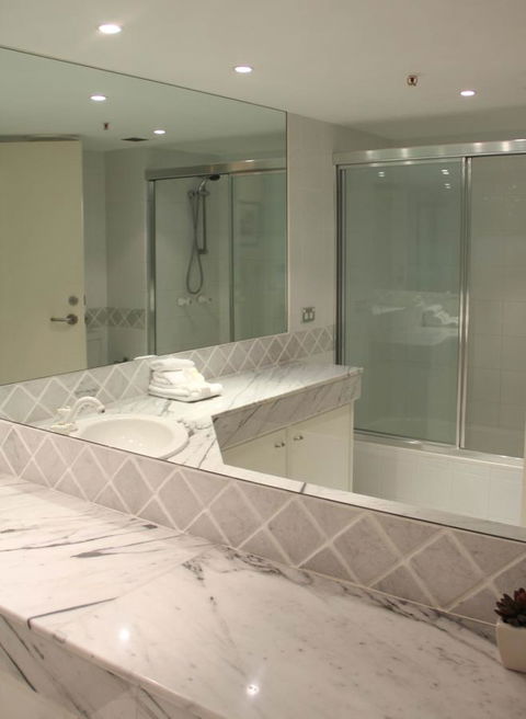 De Ville Apartments - Mackay Tourism 3