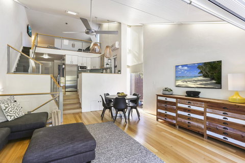 Noosa De Villa - Mackay Tourism 0